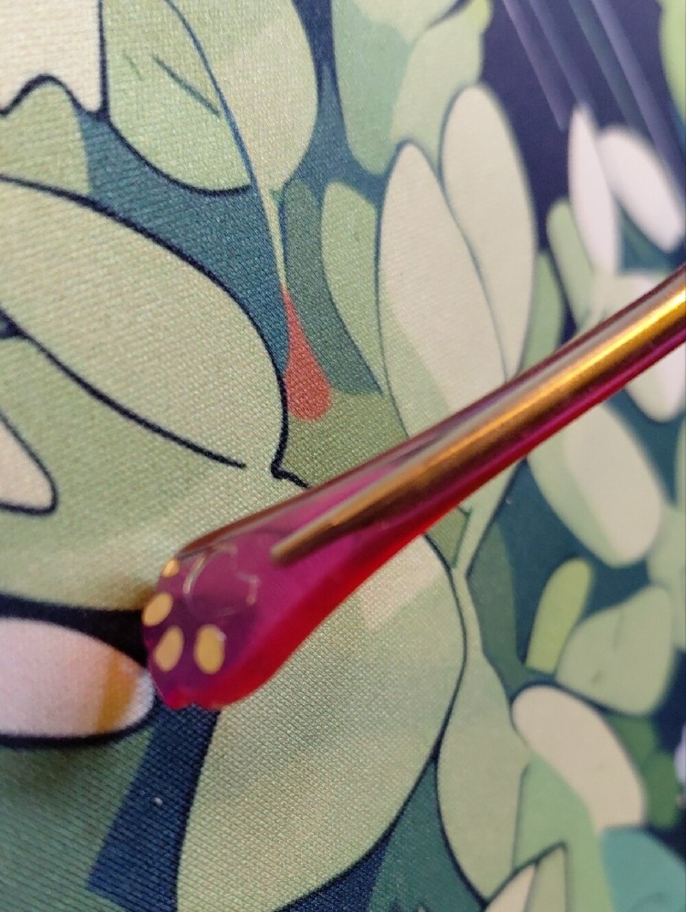Colorful Gradient Metal Frame Reading Glasses - Picture 9 of 10